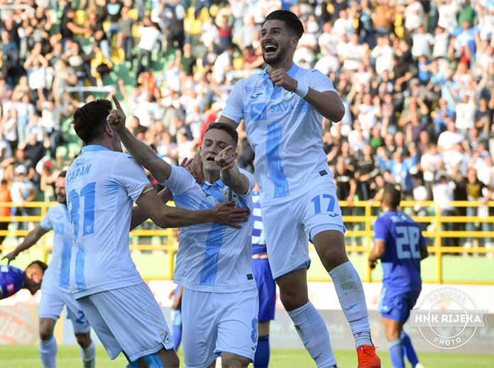 ZAGREB, CROATIA - JULY 13, 2019: Croatian league Supercup, GNK Dinamo vs. HNK  Rijeka. Dinamo players celebrating victory Stock Photo - Alamy