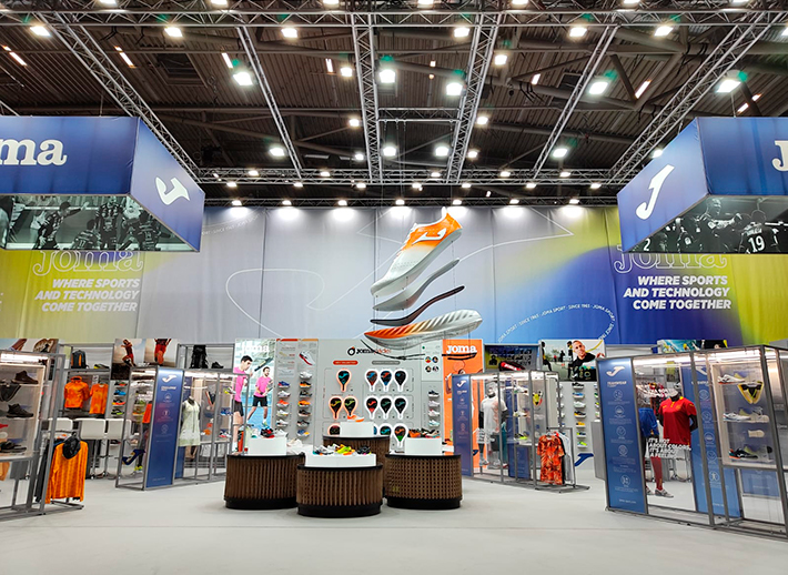 Stand de Joma en ISPO Múnich 2022.