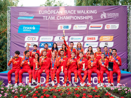 Atletas españoles con las medallas en el Campeonato de Europa de Marcha,
