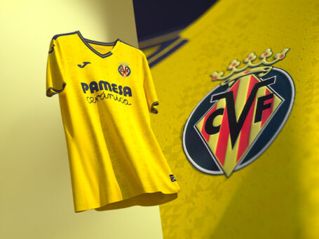 Primera equipación del Villarreal CF para la temporada 2024/2025.