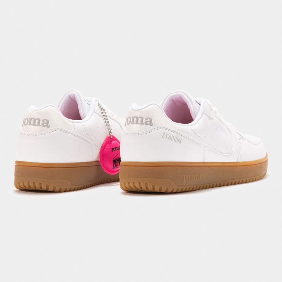 C.STADIUM LADY 25