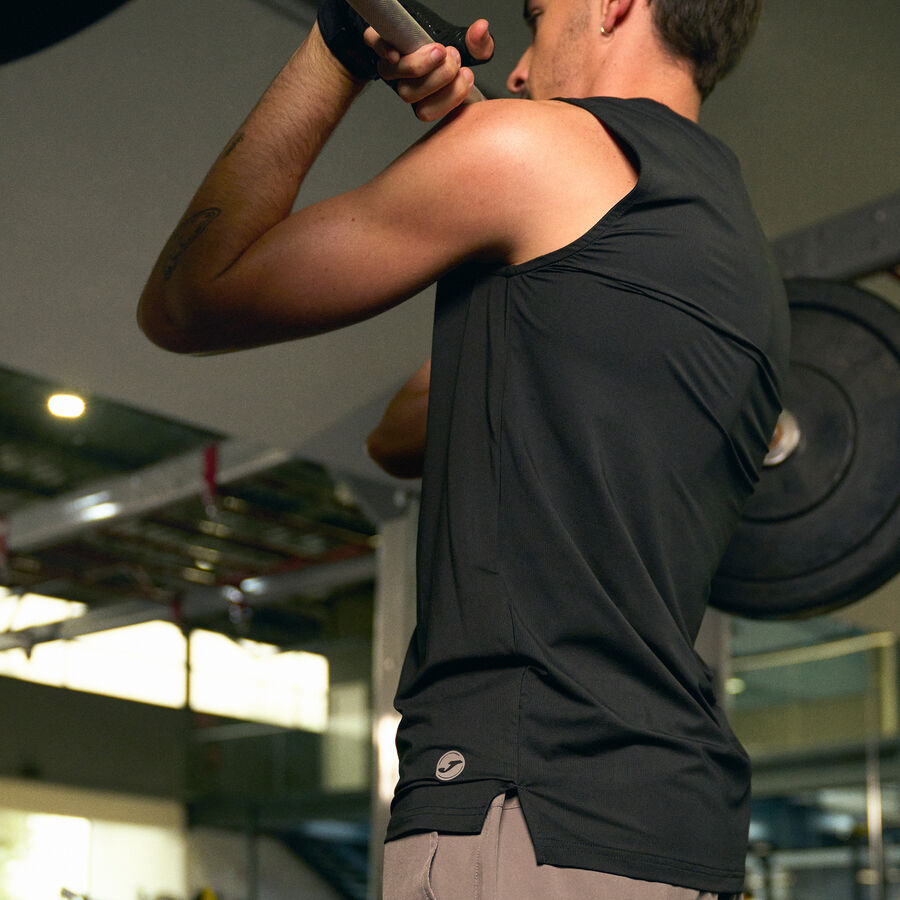 CAMISETA SIN MANGAS CORE