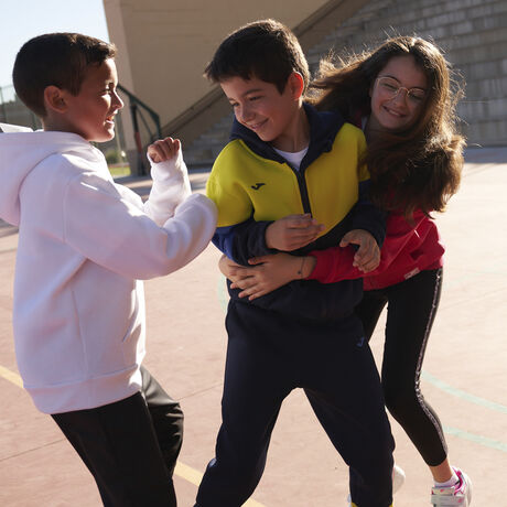 CHANDAL JOMA LIMA NIÑO AKRON