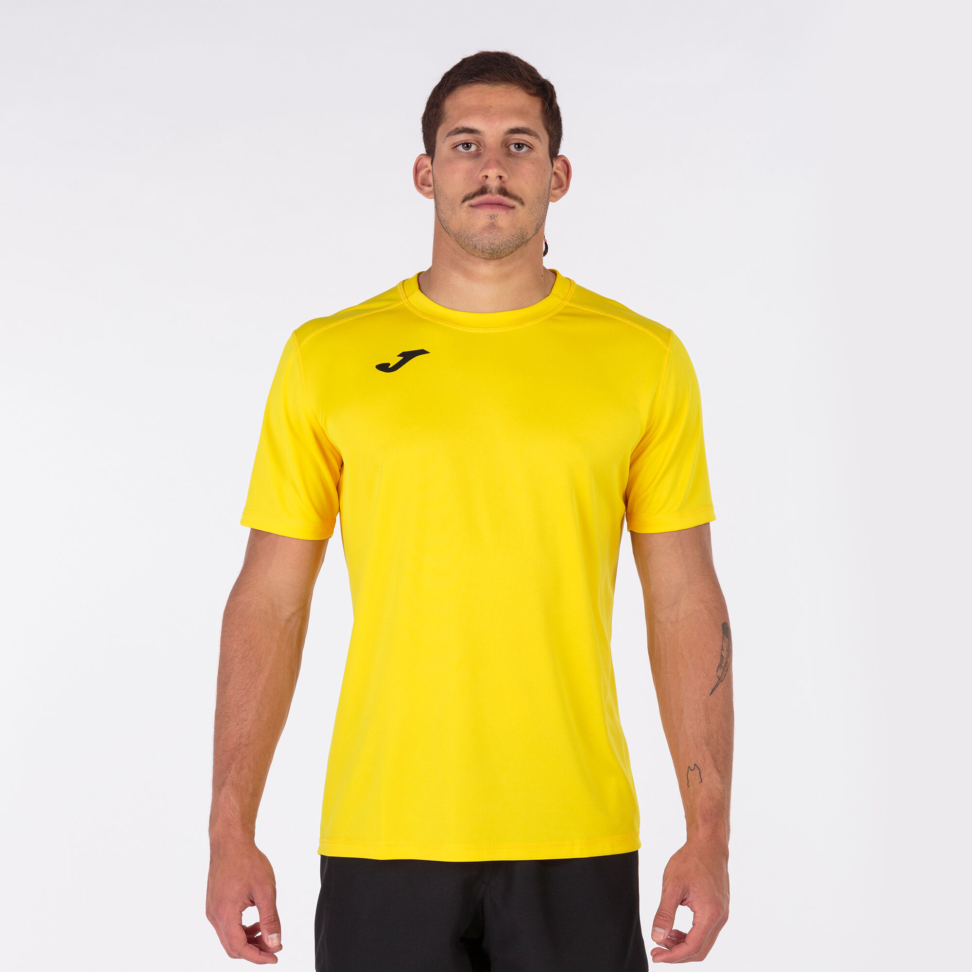 T-shirt manga curta homem Strong amarelo