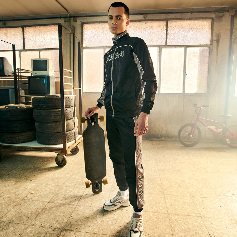 CH&Aacute;NDAL U-TRIBE