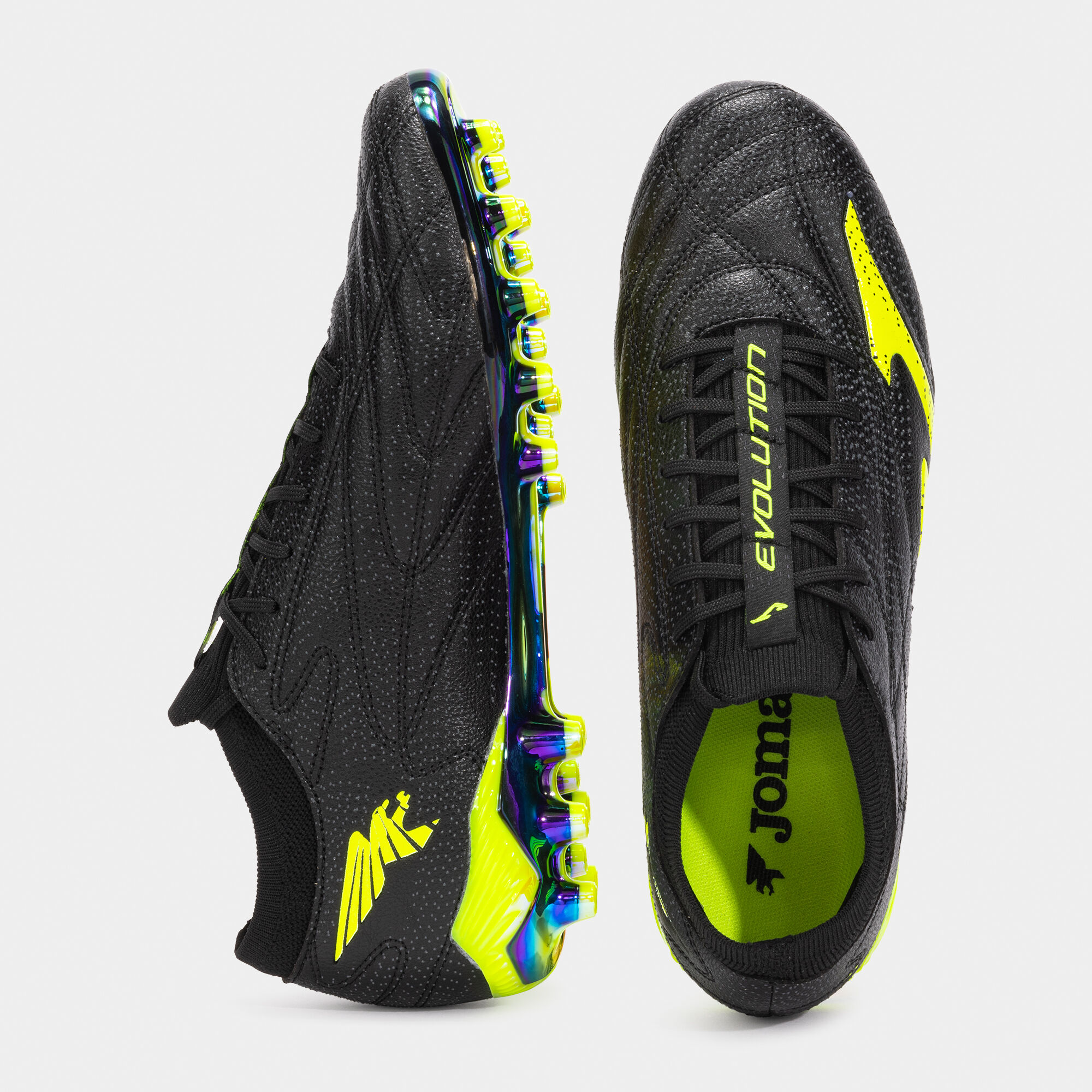 Football boots Evolution Top 25 artificial grass black | JOMA®