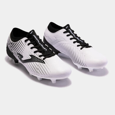 Buty piłkarskie Propulsion Cup 23 utwardzony grunt FG bialy czarny