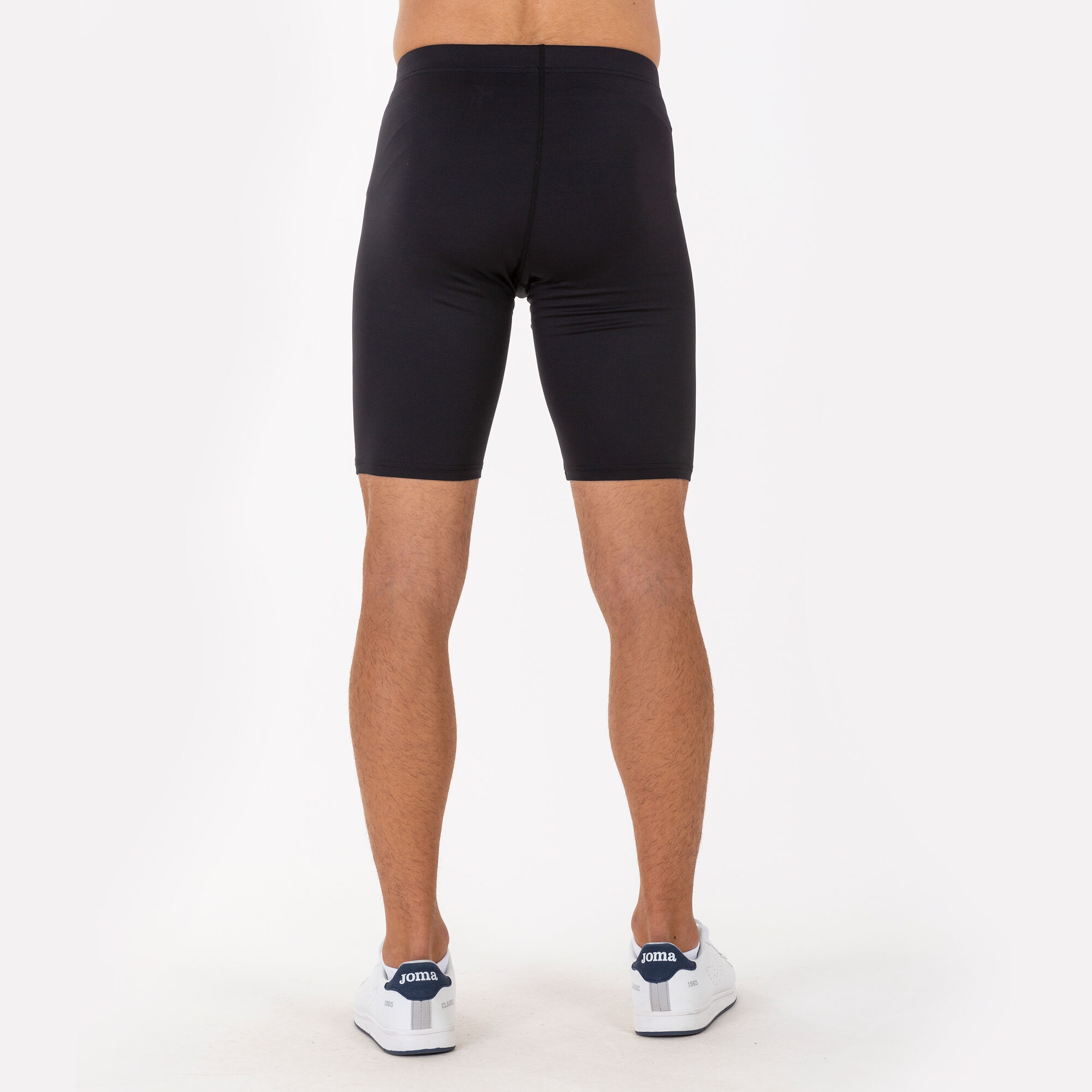 Pantaloncini sportivi aderenti on sale