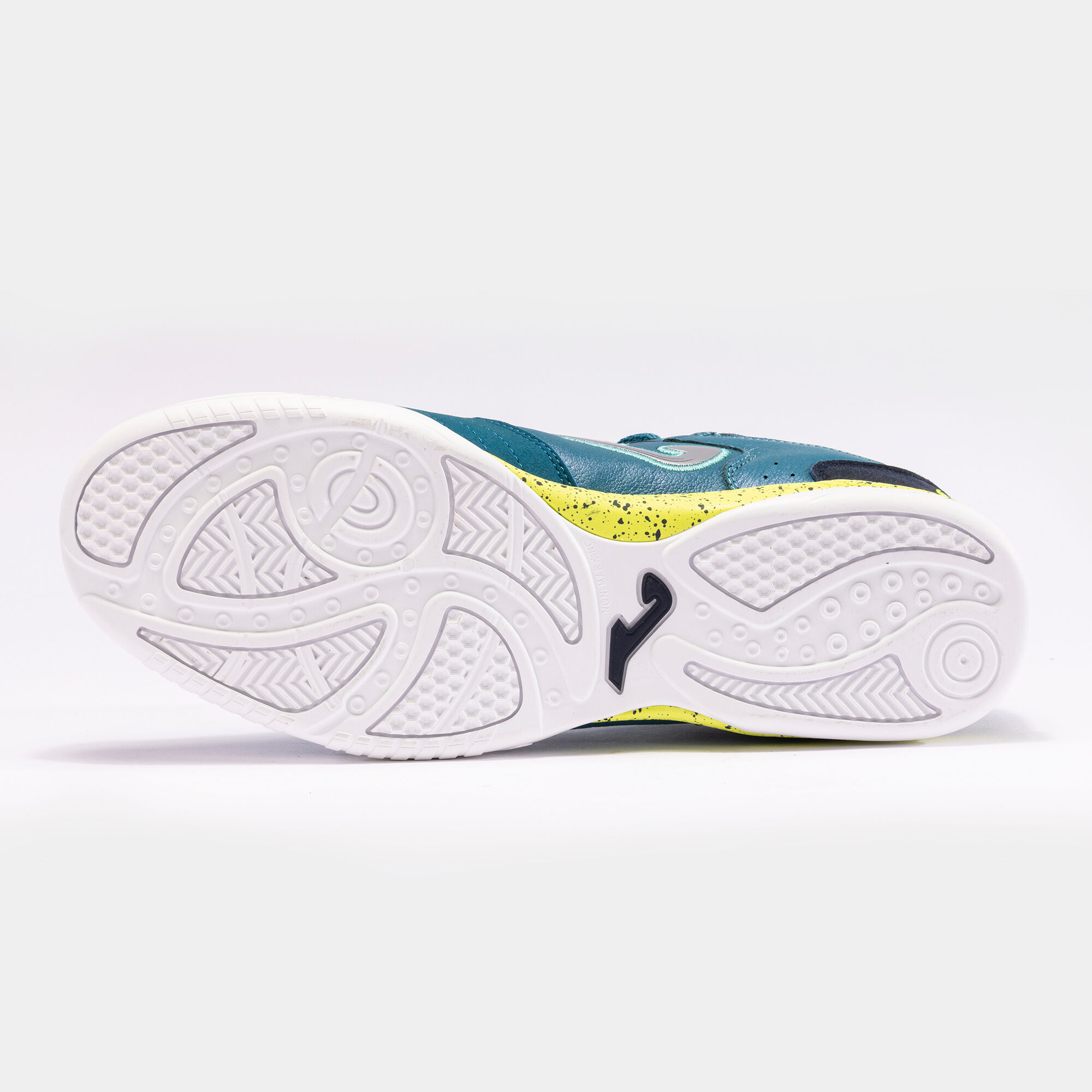 Nike futsal shoes 218 shop