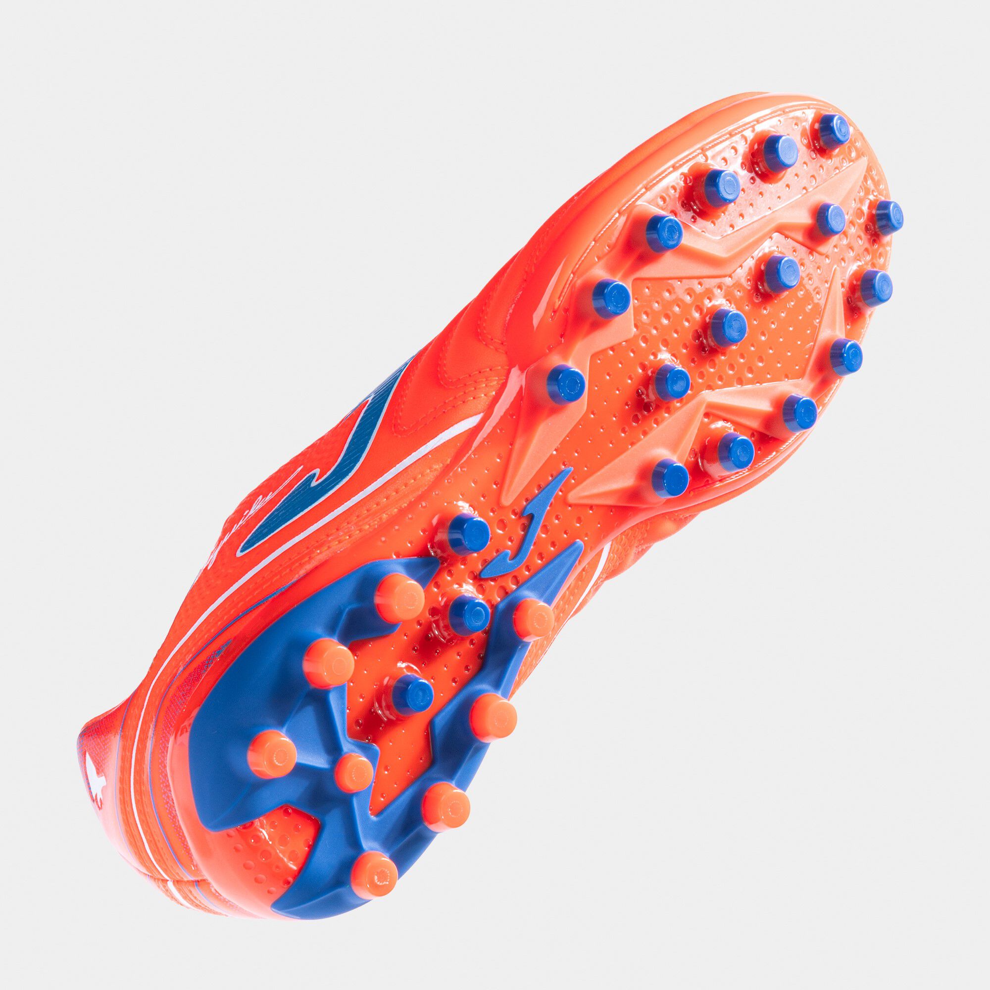 Football boots Aguila 24 artificial grass orange royal blue | JOMA®