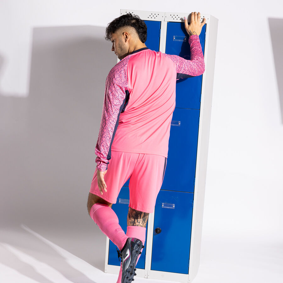 SET PERFORMANCE GK