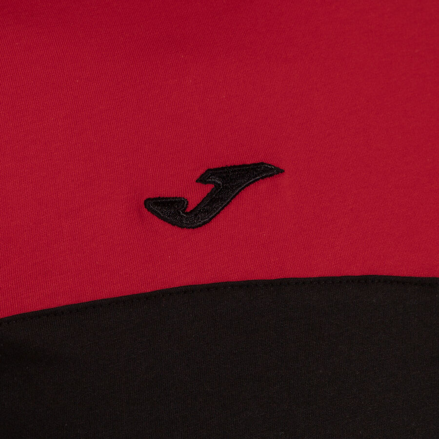 CAMISETA MANGA CORTA CREW V
