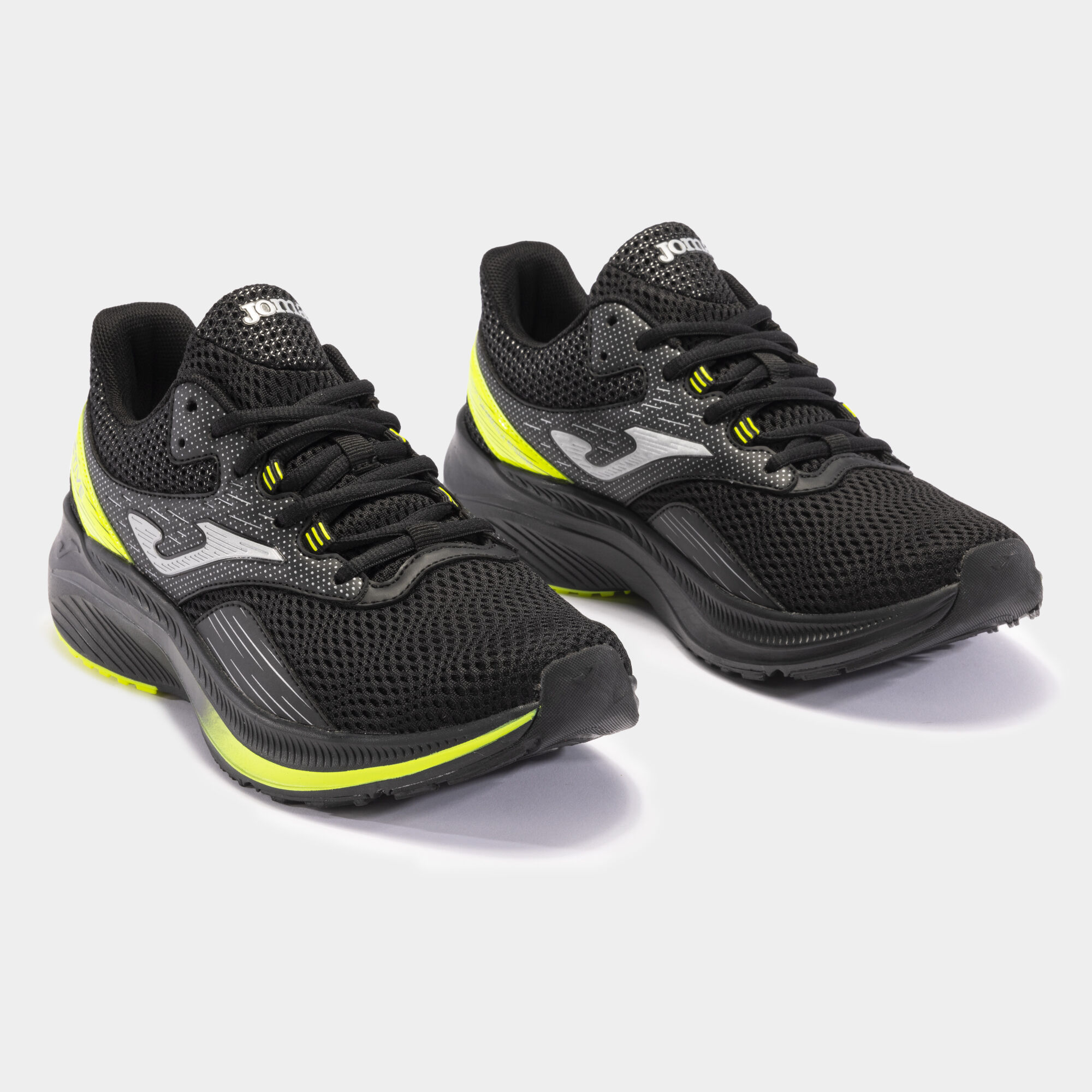 Chaussure running noir 2025