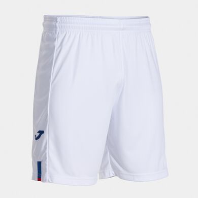 Shorts man white