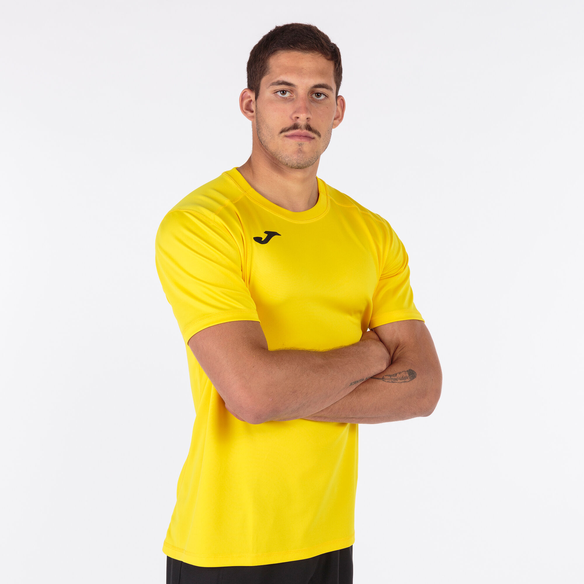 Buy sport man short sleeve t-shirt yellow