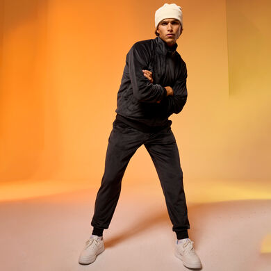 Tracksuit man Step black