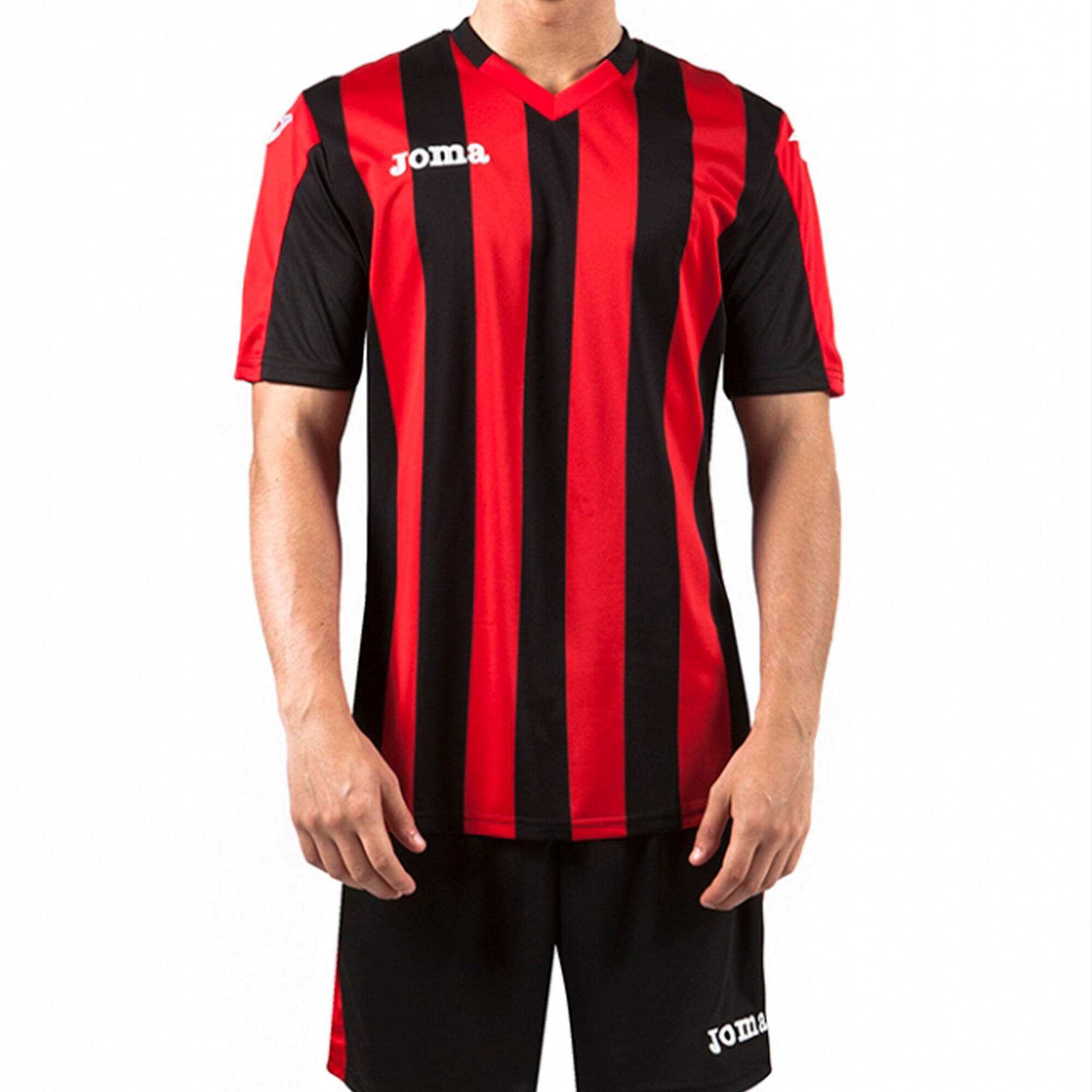 Camisetas rojas y negras futbol online