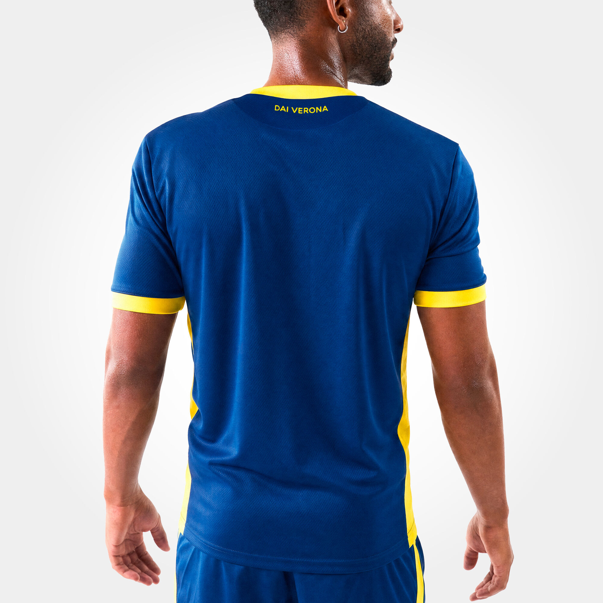 サッカーユニフォーム Verona W Shirt short sleeve home kit Hellas Verona FC 26/27 | JOMA®