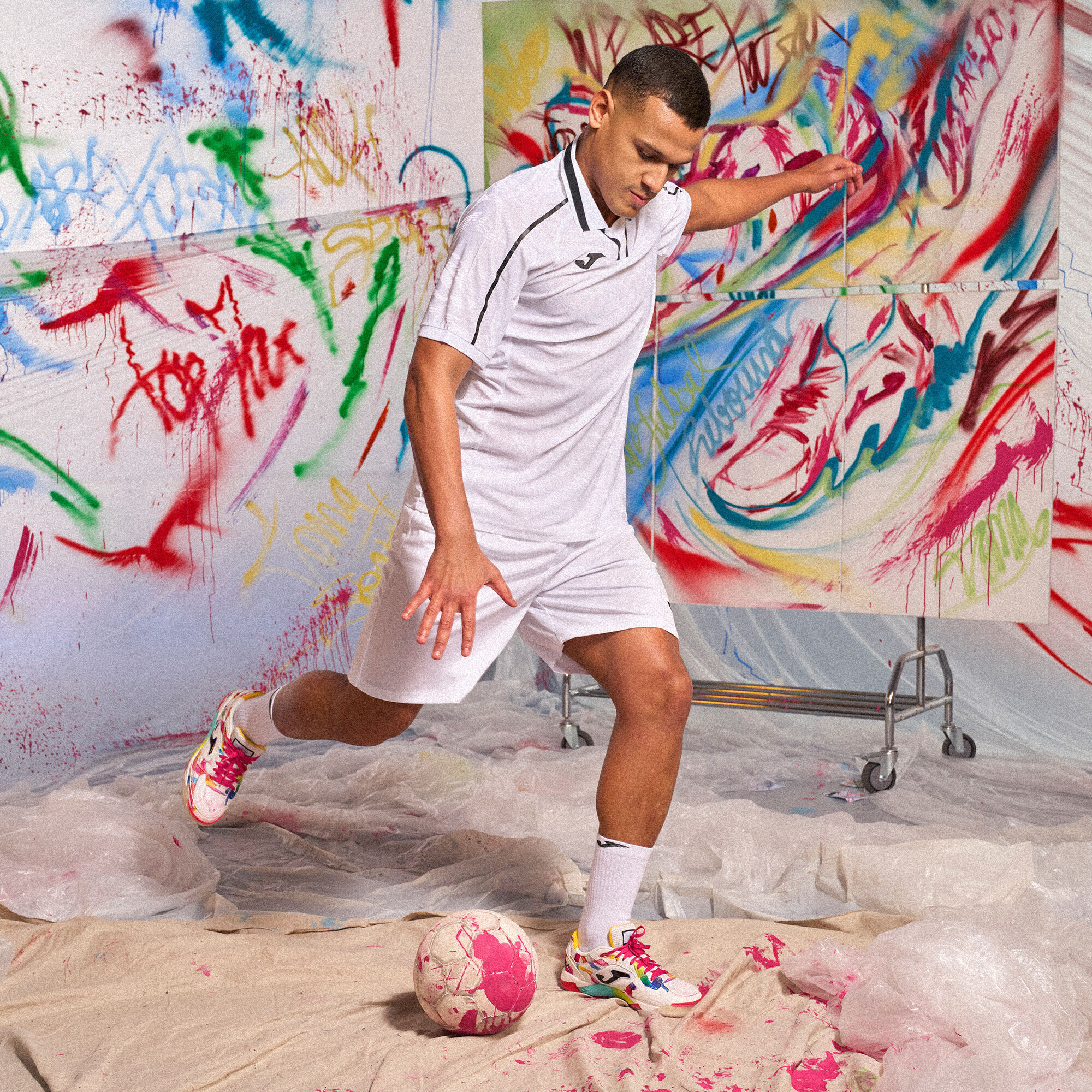 Futsal shoes Top Flex Plus 26 Graffiti indoor white | JOMA®