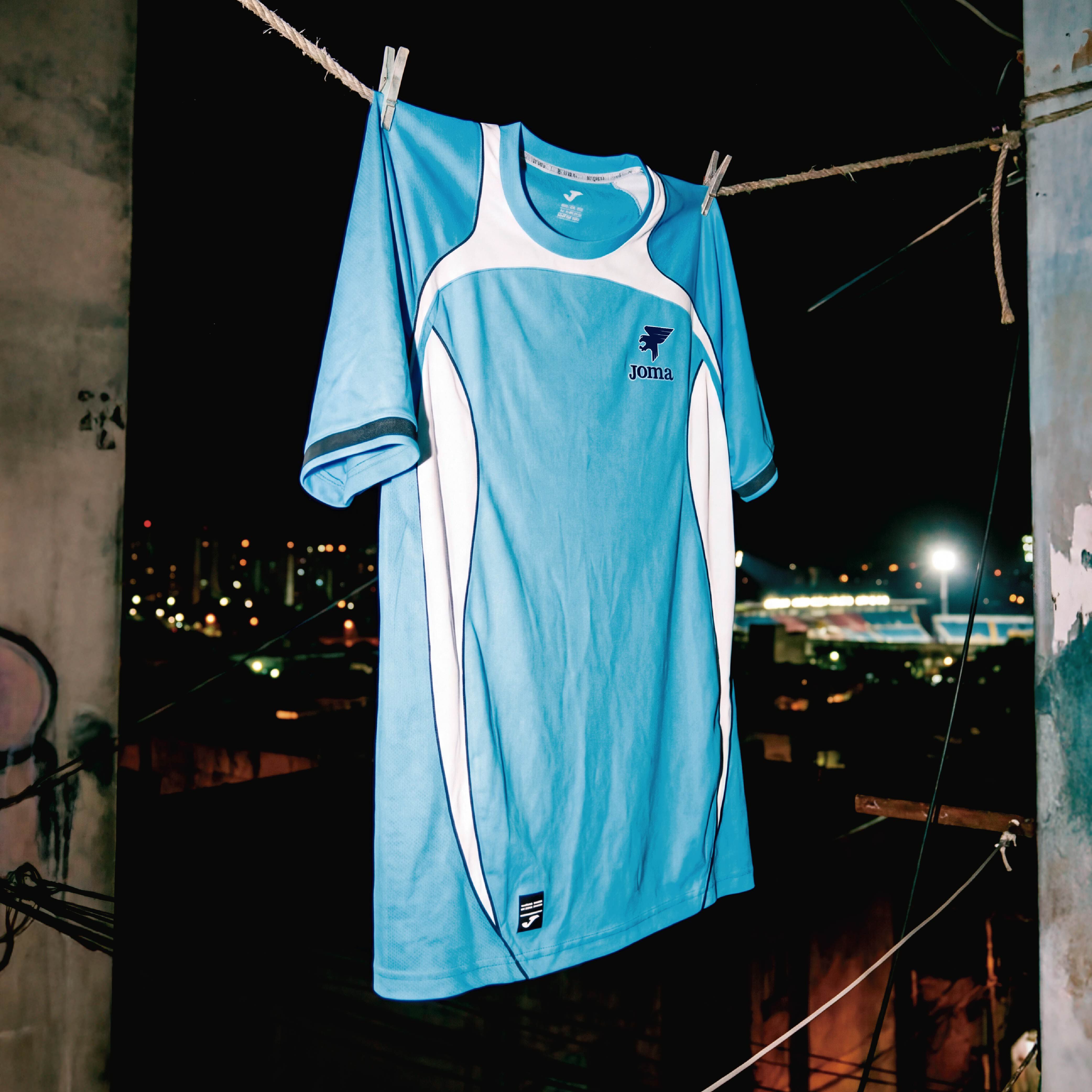 Shirt short sleeve man Futbol Retro Mundial sky blue white | JOMA®
