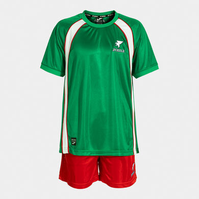 Conjunto j&uacute;nior Futbol Retro Mundial 2026 verde vermelho
