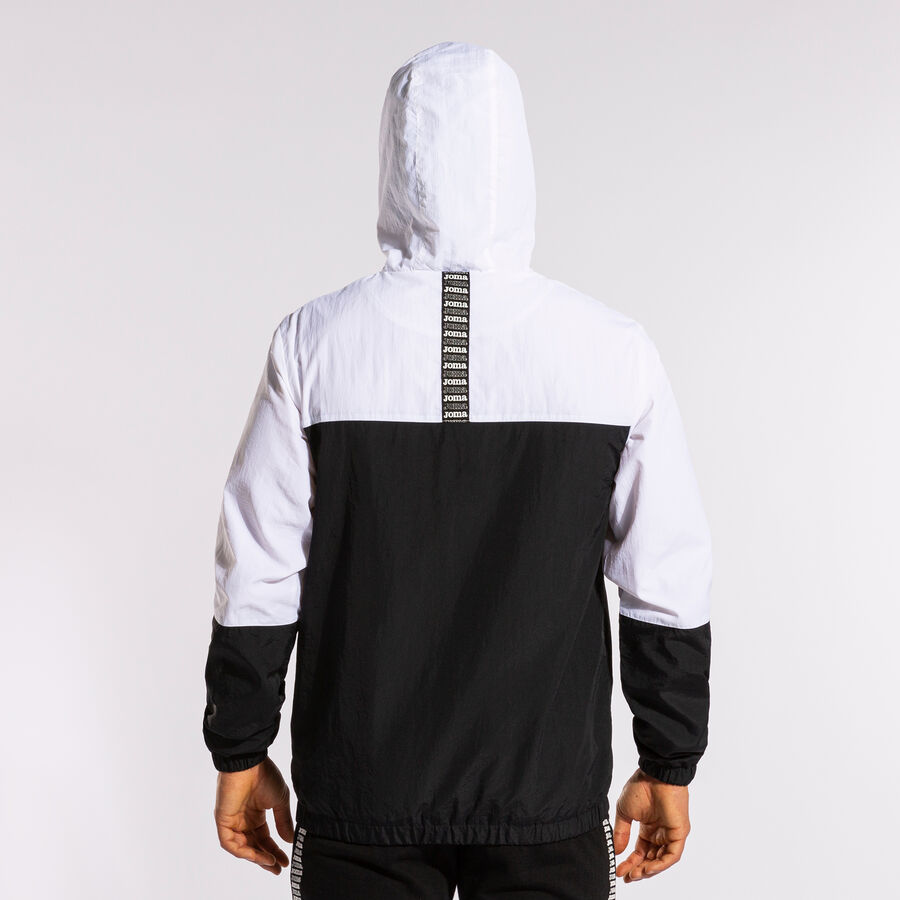 CHAQUETA CON CAPUCHA URBAN STREET