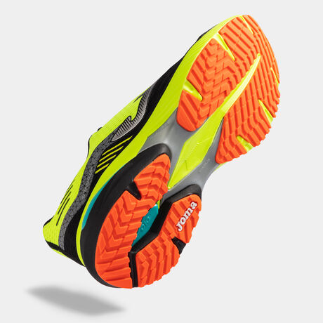 Zapatillas running Titanium Men 23 negro amarillo flúor |