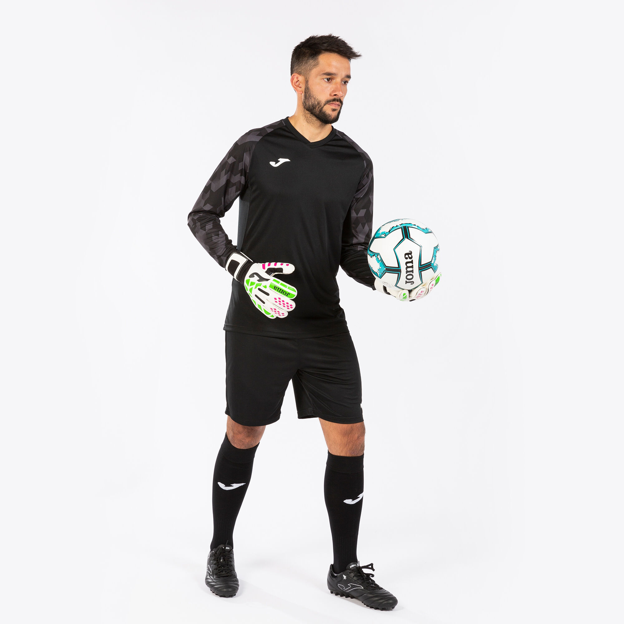 Set man Zamora VII black | JOMA®