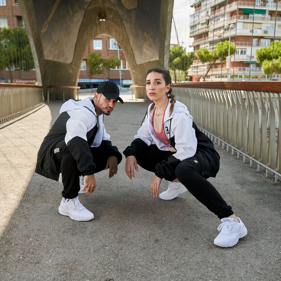 CHAQUETA CON CAPUCHA URBAN STREET