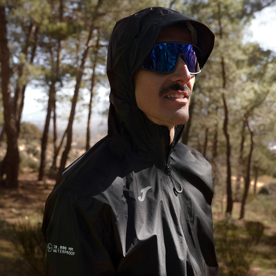 CHUBASQUERO R-CITY