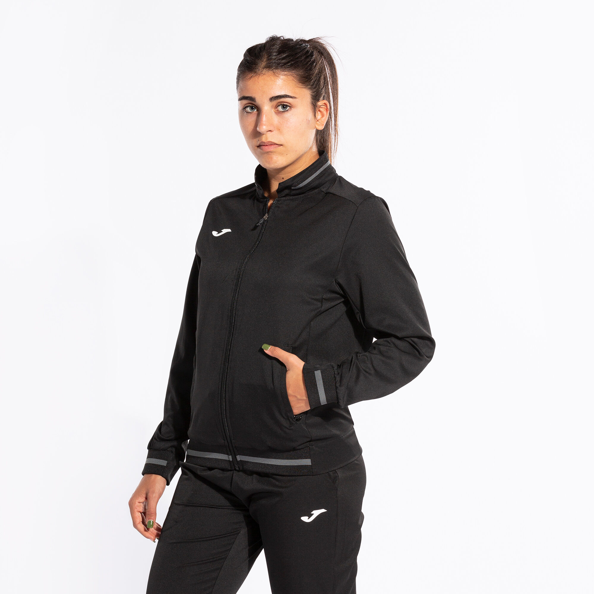 ゼニト Joma トレーニング上下セット 上L下M Tracksuit woman Montreal black dark gray | JOMA®