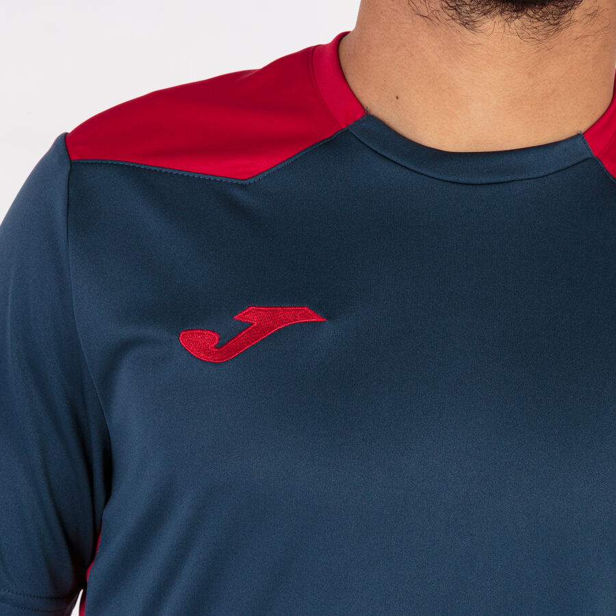 CAMISETA MANGA CORTA CHAMPIONSHIP VI