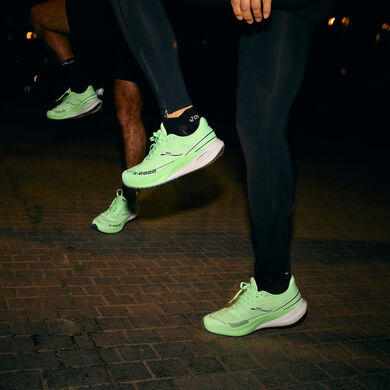Zapatillas running R.2000 25 unisex blanco