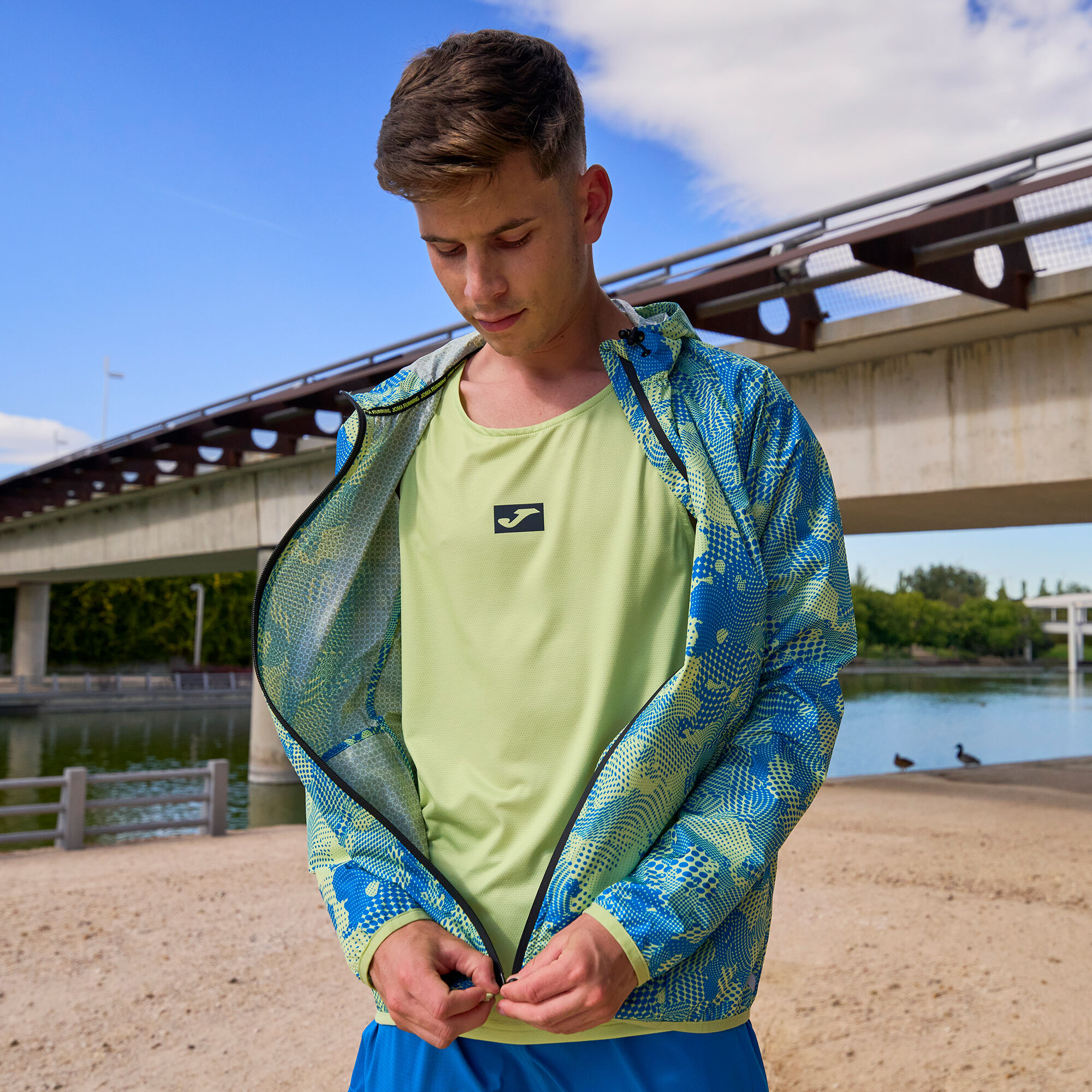 Rainjacket man R-City London lime | JOMA®