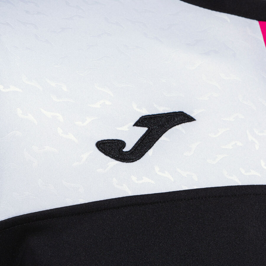 CAMISETA MANGA CORTA CREW V