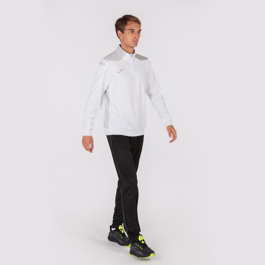 SUDADERA SIN CAPUCHA CHAMPIONSHIP VI
