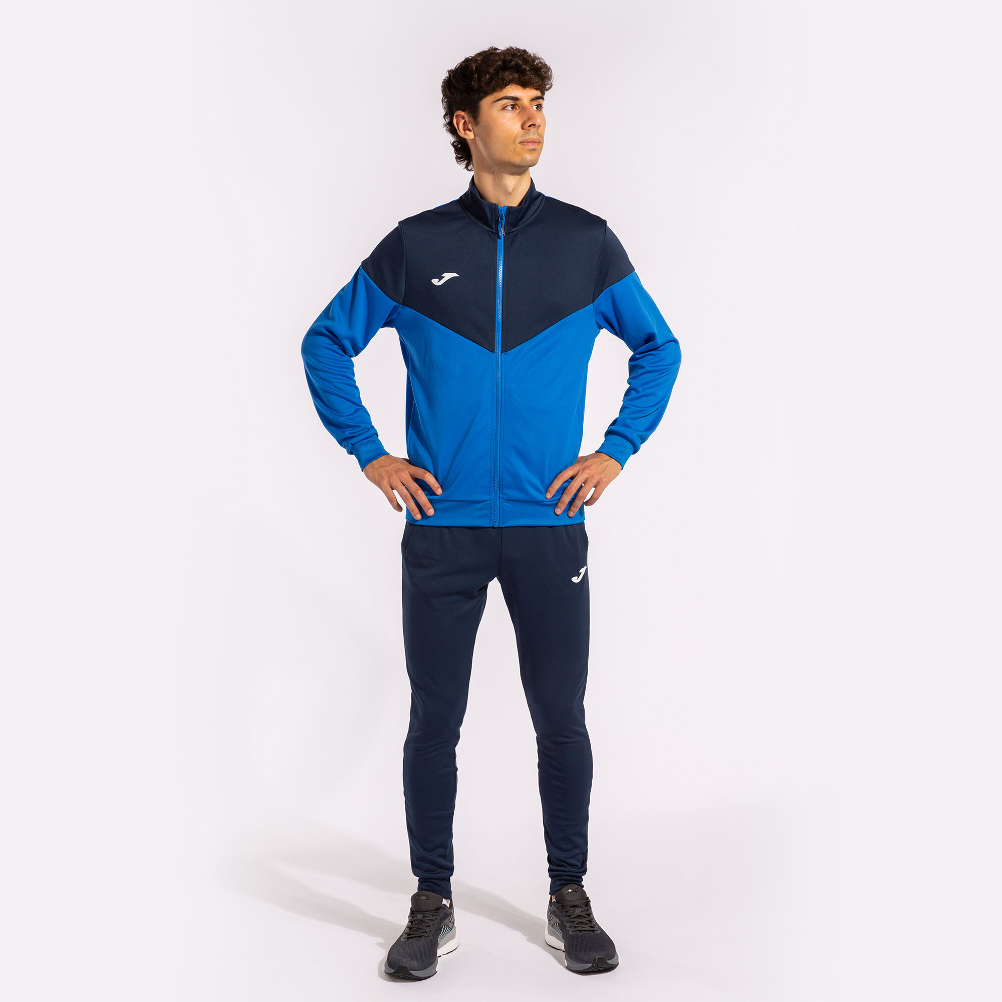 Comprar outlet chandal hombre