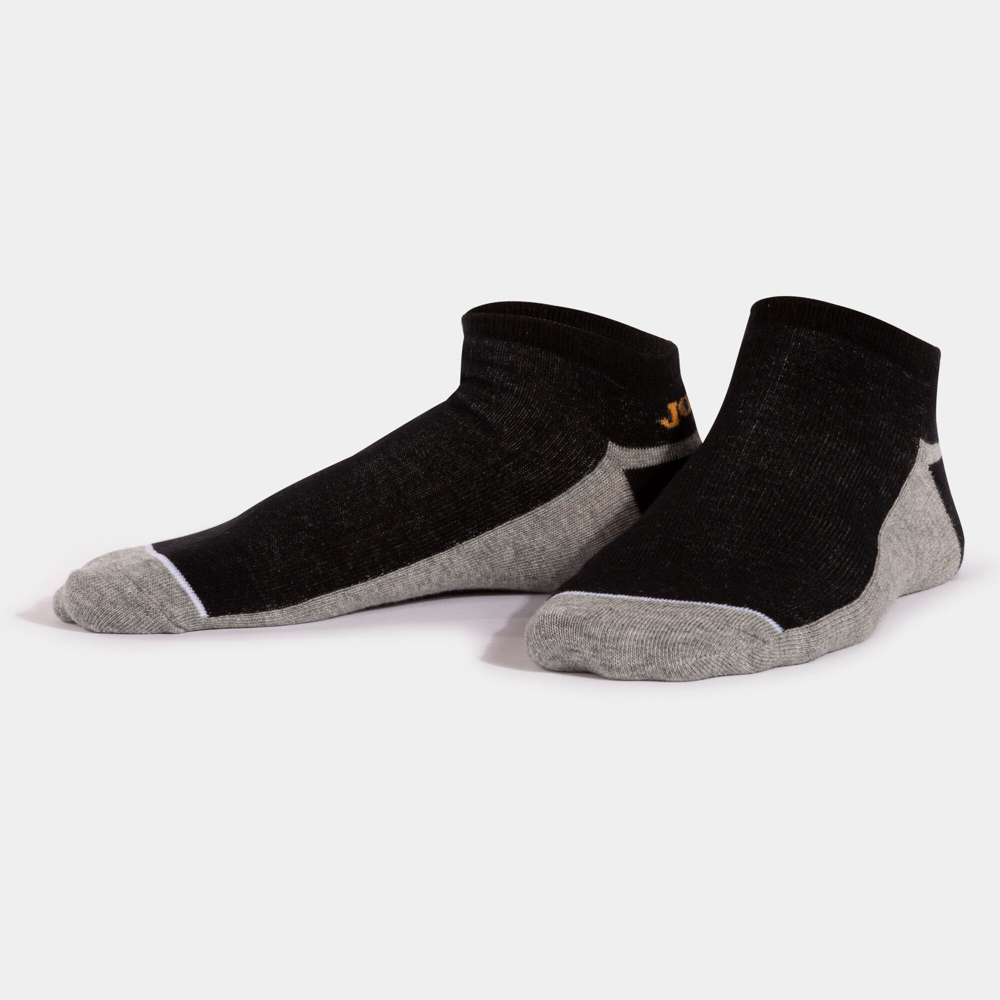 Pack-3 calcetines básicos de hombre de la firma JOMA