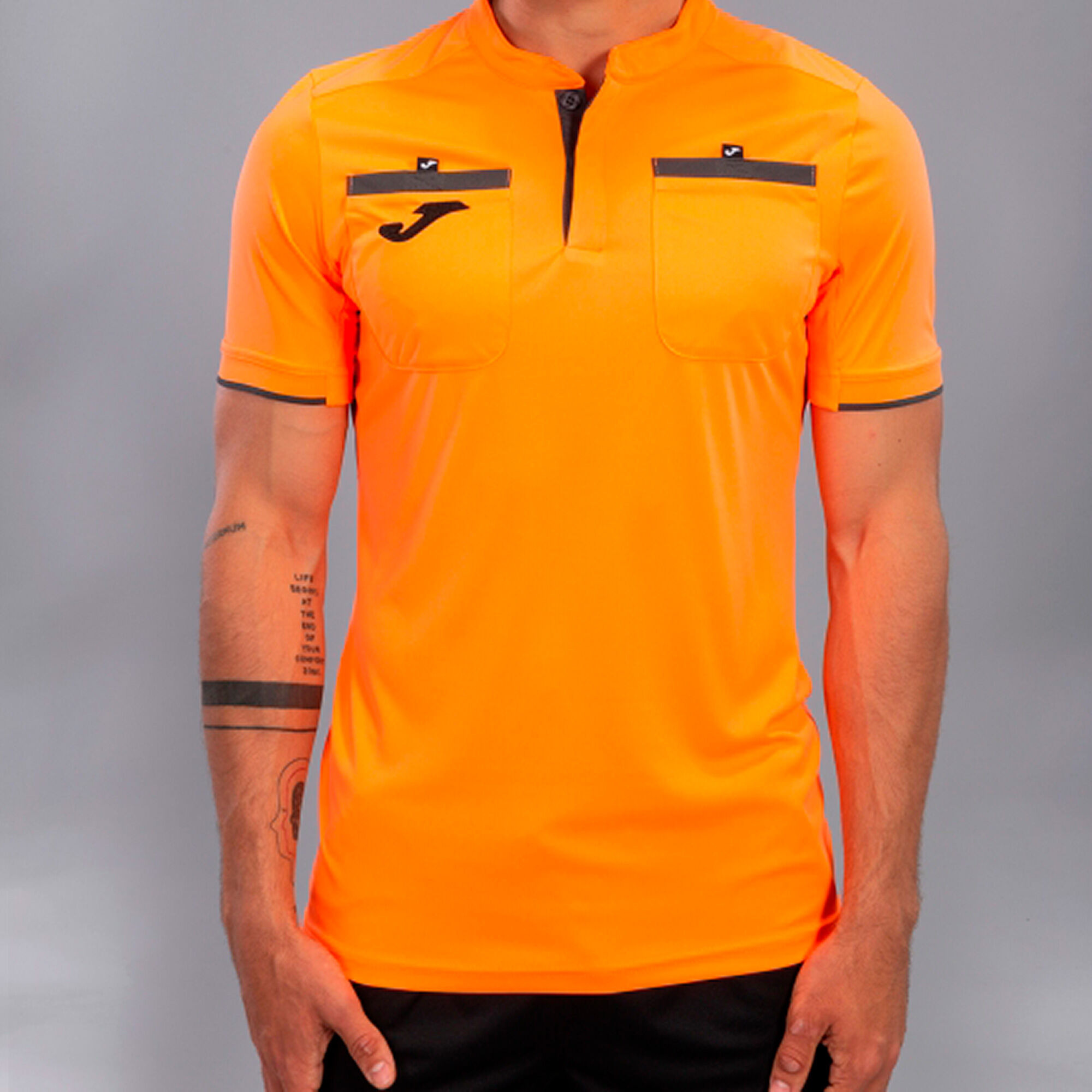 T-shirt manga curta homem Referee laranja