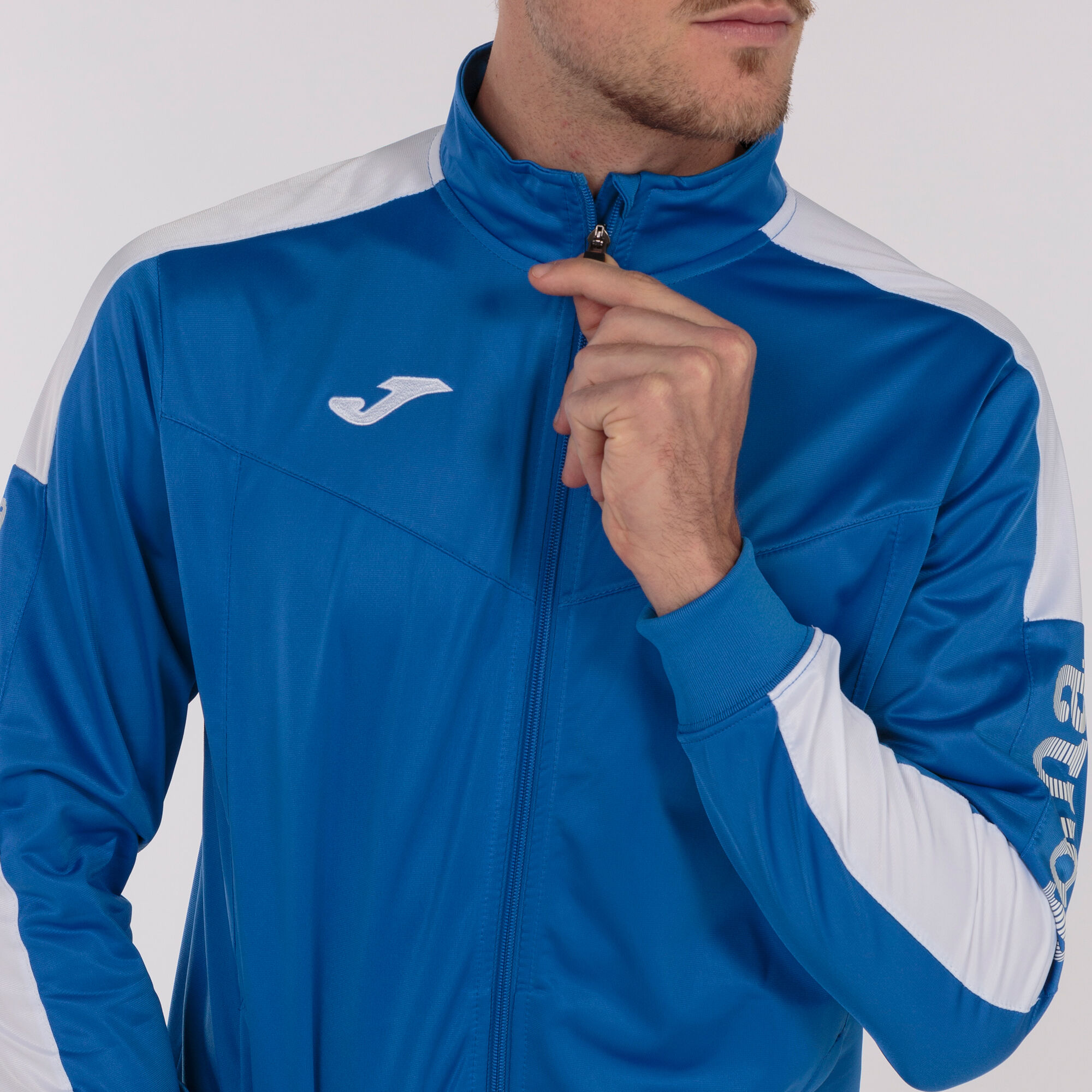 Chaqueta joma champion iv deals