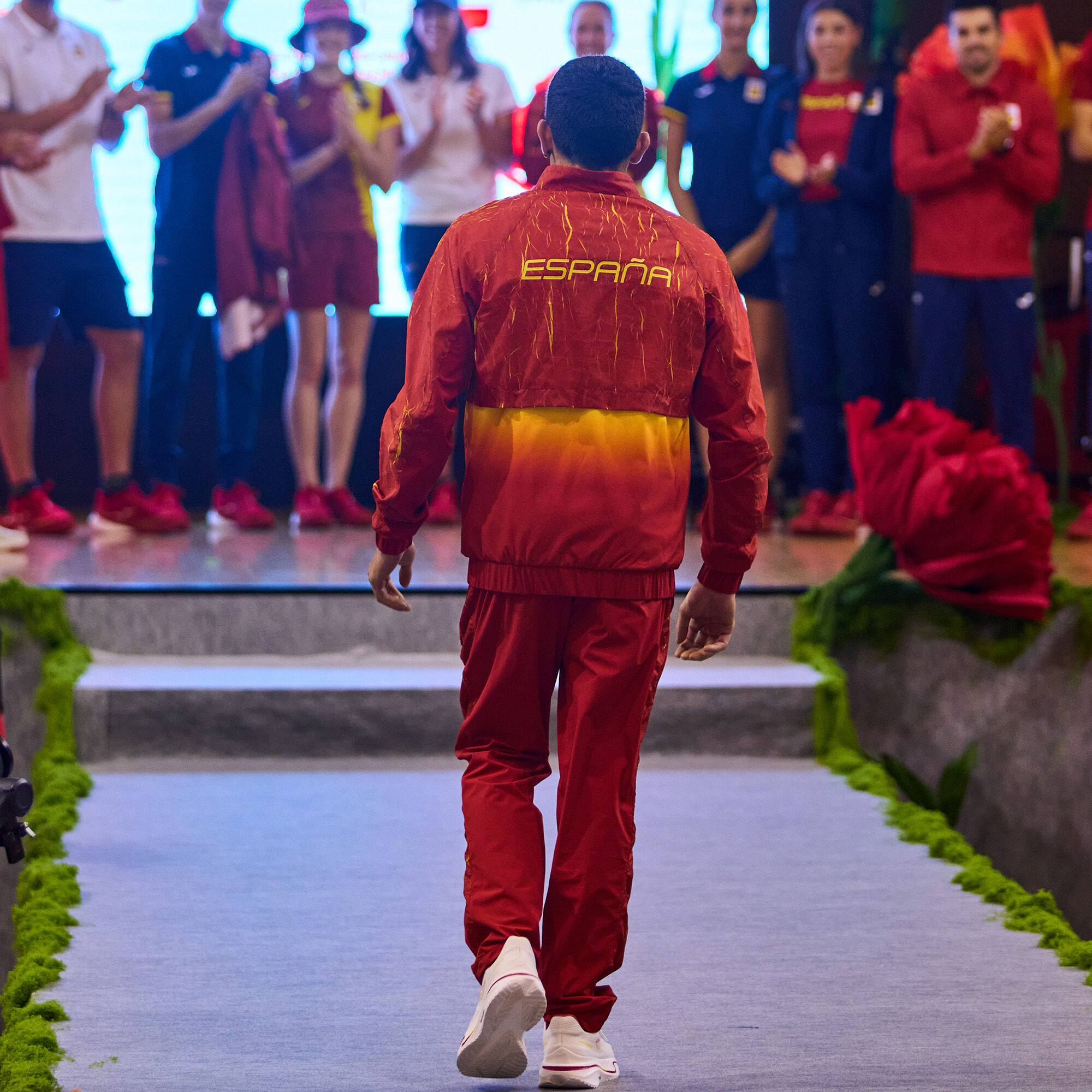 Olympic track suit store
