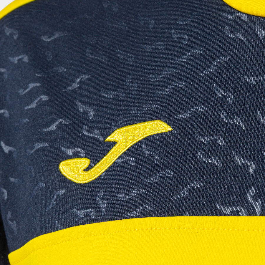 CAMISETA MANGA CORTA CREW V