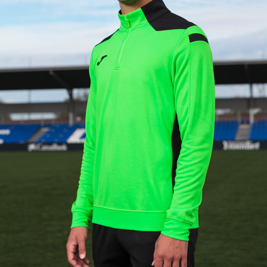 SUDADERA SIN CAPUCHA CHAMPIONSHIP VI
