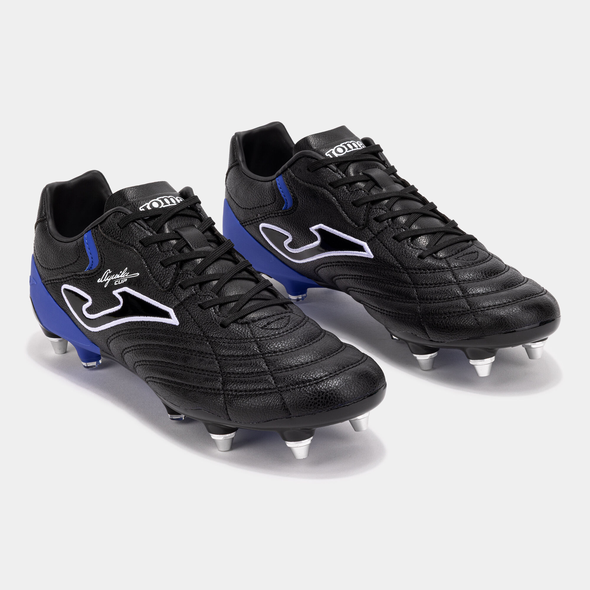 Football boots Aguila Cup 26 soft ground black | JOMA®