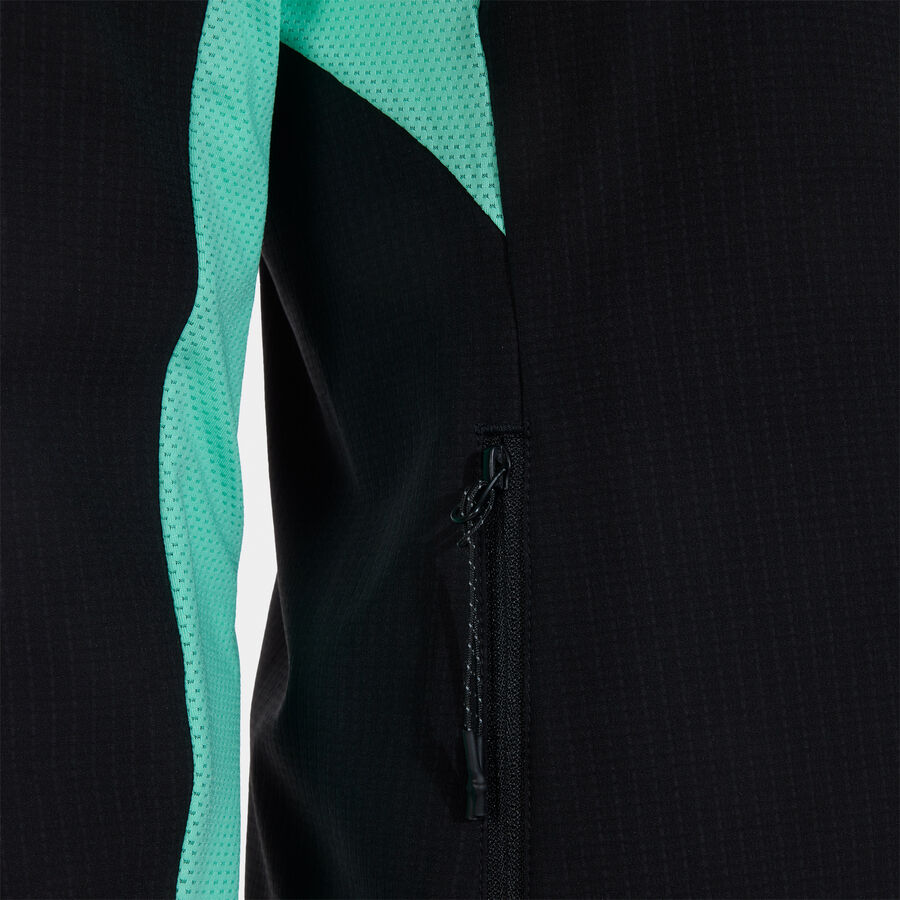 CHAQUETA CON CAPUCHA EXPLORER DEVA