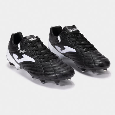Botas fútbol Aguila Cup 24 terreno firme FG negro blanco