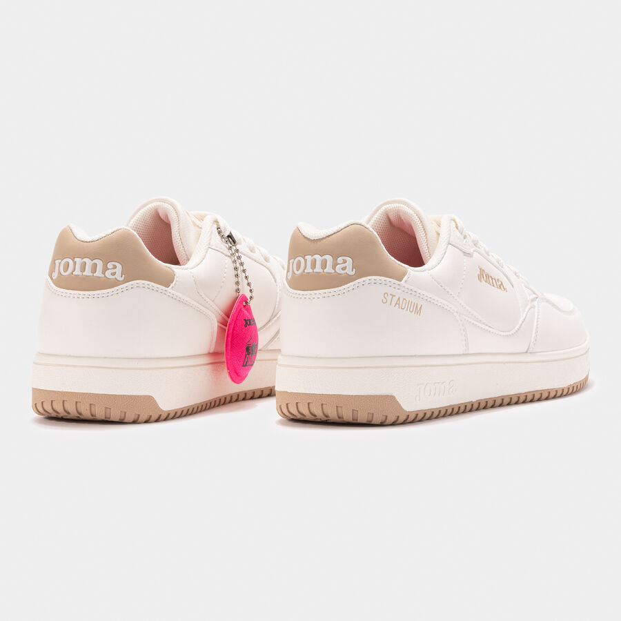 C.STADIUM LADY 25
