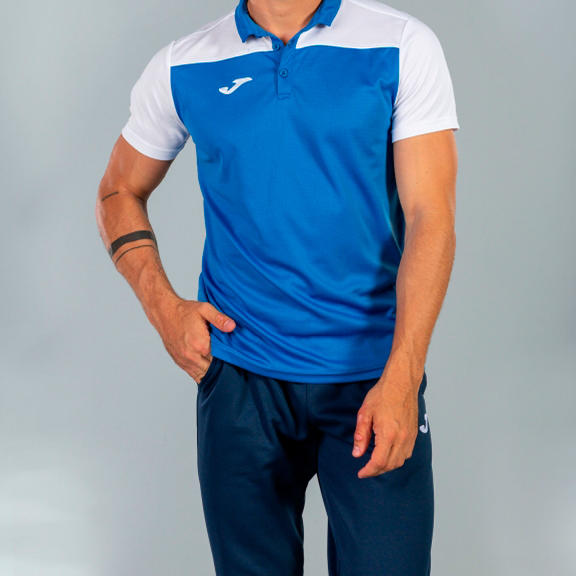 Royal blue and deals white polo shirt