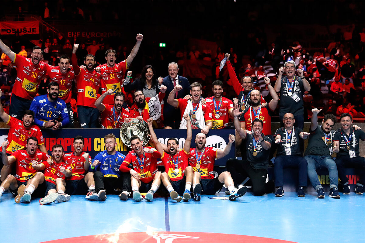 Equipacion balonmano clearance españa